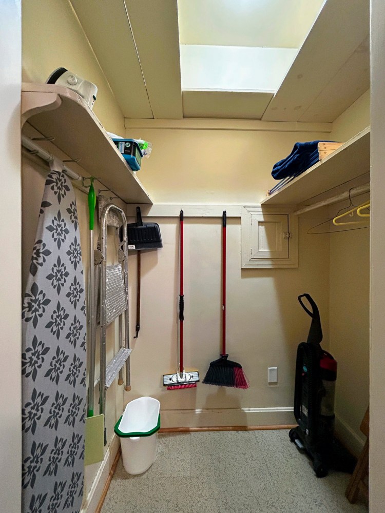 fully furnished apartments near me; month to month rentals near madison, wi; furnished finder near beaver dam, wi; furnished short term rentals near columbus, wi; furnished apartments near Watertown, wi; furnished short term rentals near waupun, wi